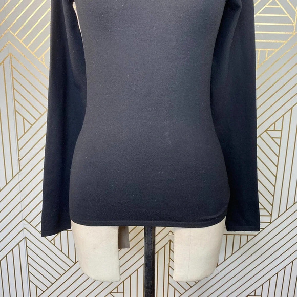 Ralph Lauren Black Label Button Shoulder Sweater - Picture 6 of 10